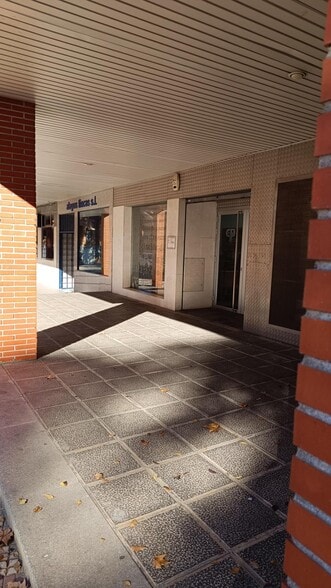 Espacio de coworking en Guadalajara, Guadalajara en alquiler - Foto del edificio - Imagen 2 de 6