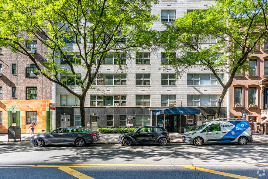 230 E 79th St, New York, NY en venta - Foto principal - Imagen 1 de 3