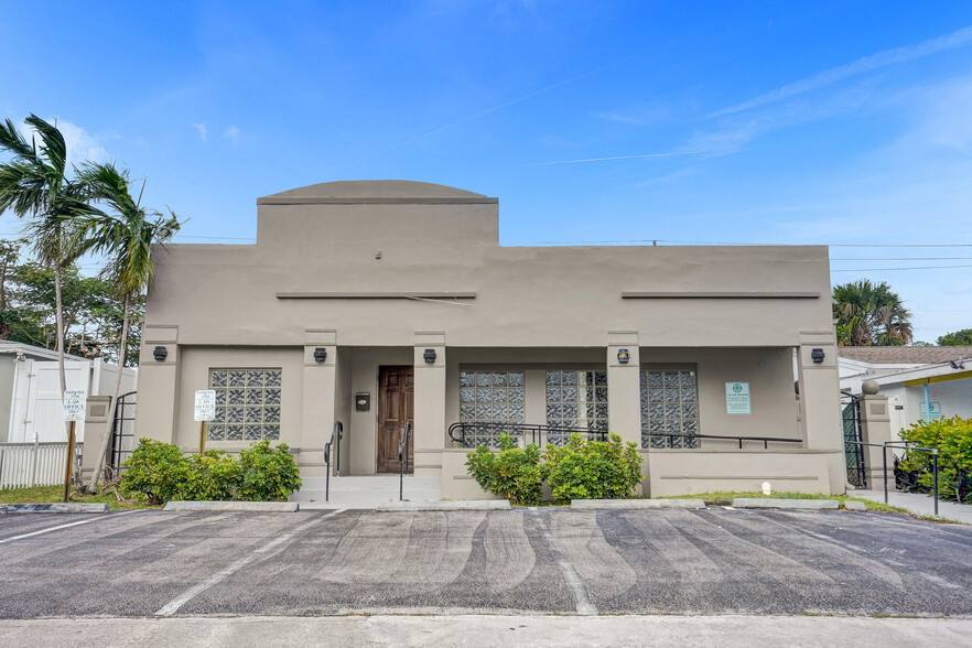 51 E Commercial Blvd, Fort Lauderdale, FL en venta - Foto del edificio - Imagen 3 de 45