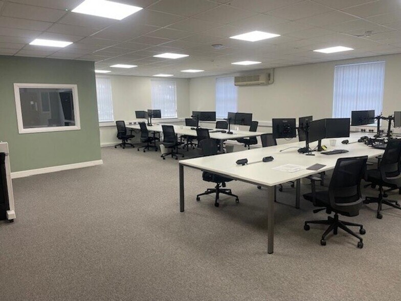 Units 3-6 Whittle Court, Town Rd, Stoke On Trent en venta - Foto del edificio - Imagen 2 de 5