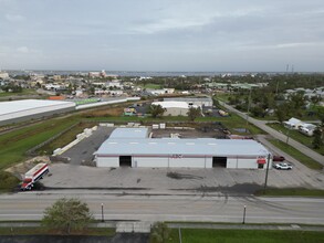 250 Carmalita St, Punta Gorda, FL en alquiler Vista aérea- Imagen 1 de 15