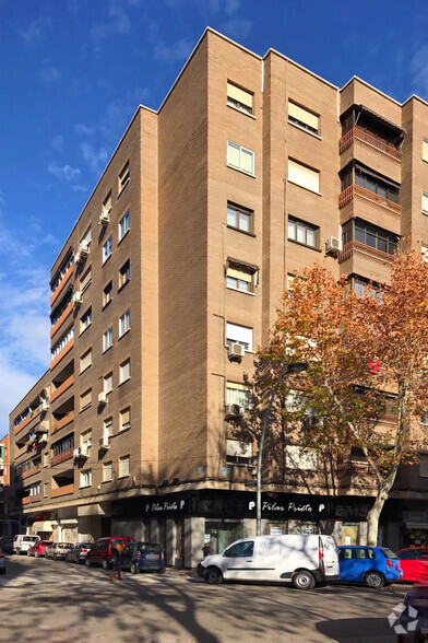 Avenida Juan de Austria, 5, Alcalá De Henares, Madrid en alquiler - Foto del edificio - Imagen 2 de 2