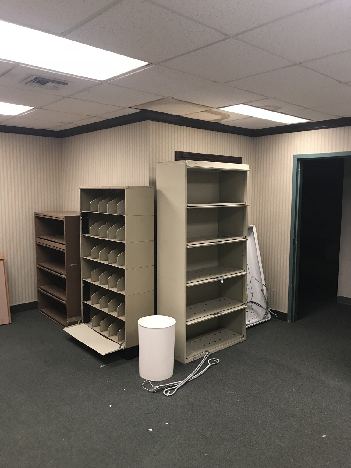 15243 Vanowen St, Van Nuys, CA en alquiler Foto del interior- Imagen 1 de 12