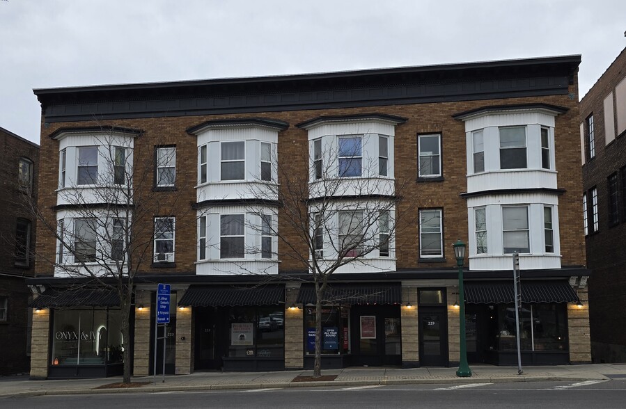 221-231 State St, Watertown, NY en venta - Foto del edificio - Imagen 1 de 41