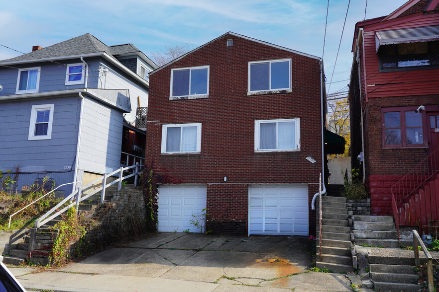 2341 Candace St, Pittsburgh, PA en venta - Foto principal - Imagen 1 de 1