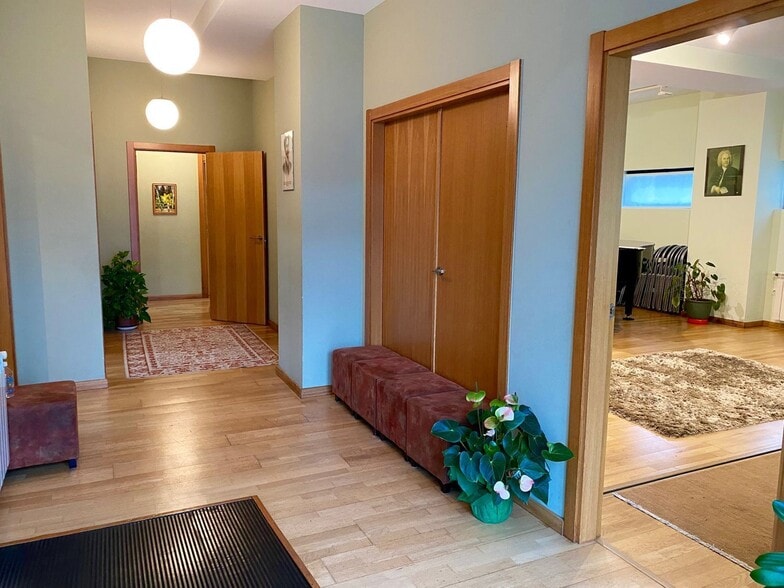 Local en Santiago de Compostela, La Coruna en venta - Foto del interior - Imagen 1 de 34