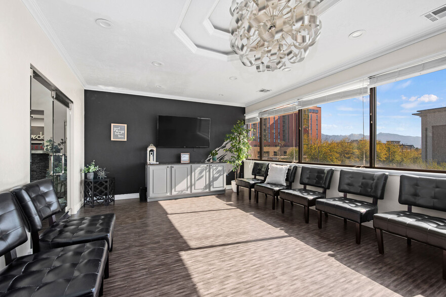 268 W 400 S, Salt Lake City, UT en venta - Foto del interior - Imagen 3 de 14