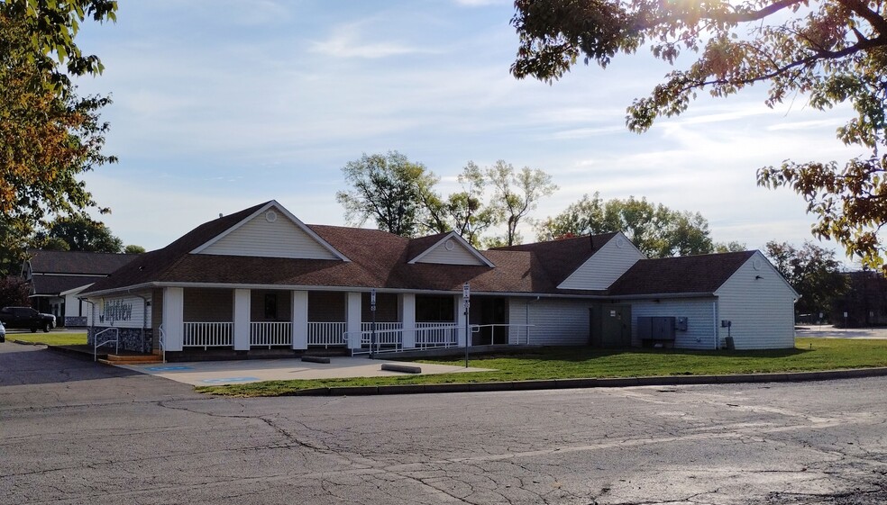 38882 Mentor Ave, Willoughby, OH en venta - Foto del edificio - Imagen 2 de 28