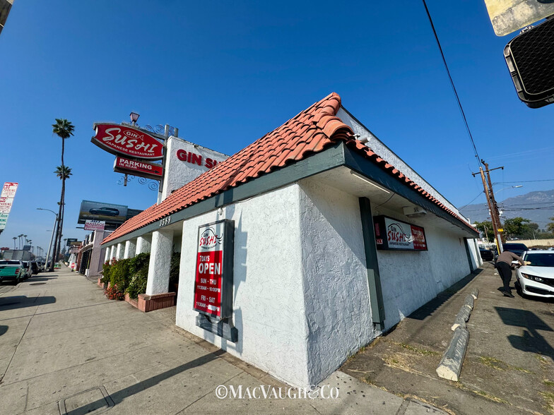 3589 Colorado Blvd, Pasadena, CA en alquiler - Foto del edificio - Imagen 3 de 11