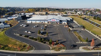 Versatile Retail/Industrial Facility Near WSU - Inmueble