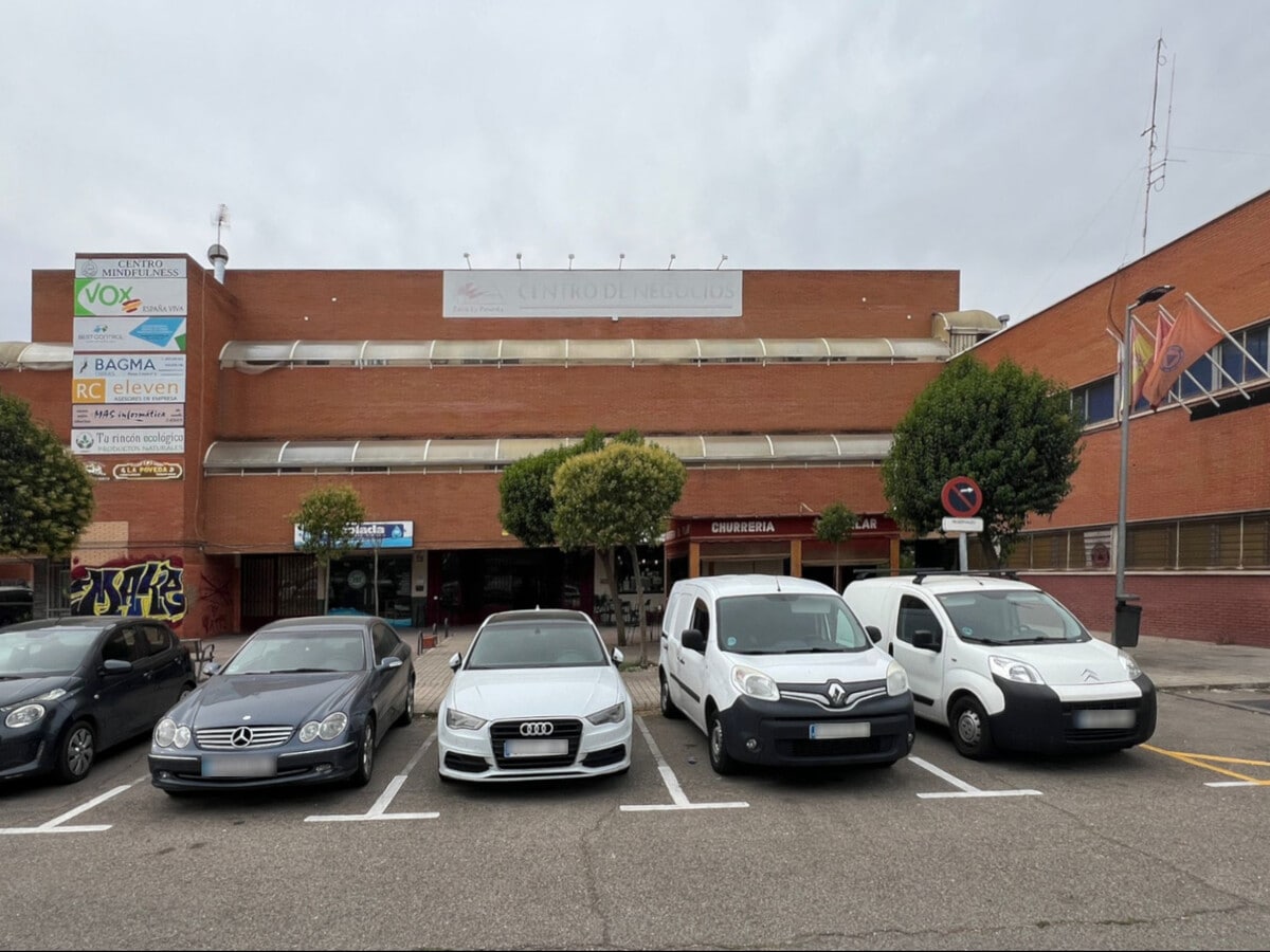 Arganda del Rey, MAD 28500 - Unidad puerta 7 -  - Foto del interior - Image 2 of 6