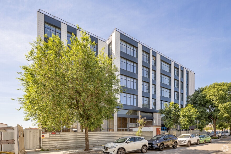 Oficina en L'Hospitalet de Llobregat, Barcelona en alquiler - Foto del edificio - Imagen 2 de 3