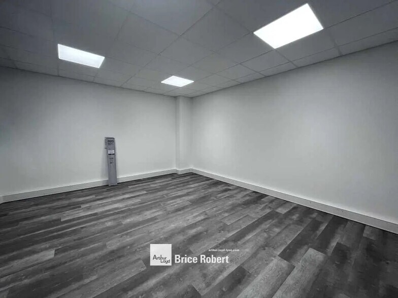 Oficina en Vaulx-en-Velin en alquiler - Foto del interior - Imagen 3 de 4