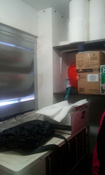 Local en Cáceres, Cáceres en venta - Foto del edificio - Imagen 3 de 8