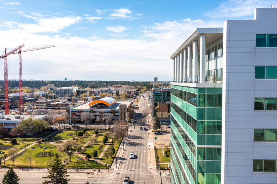 4900 50 St, Red Deer, AB en alquiler - Foto del edificio - Imagen 2 de 10