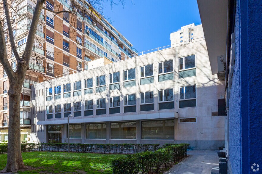 Calle Juan Ramón Jiménez, 15, Madrid, Madrid en venta - Foto principal - Imagen 1 de 1