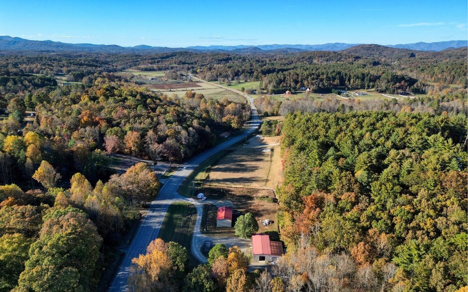 72 Lance Crossing rd, Blairsville, GA en venta - Foto del edificio - Imagen 2 de 23