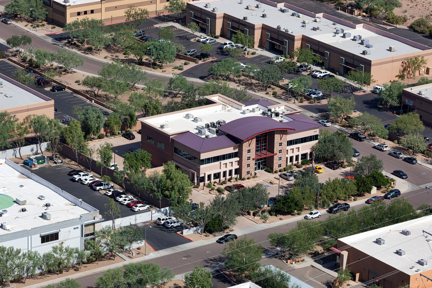 1606 W Whispering Wind Dr, Phoenix, AZ en alquiler - Foto del edificio - Imagen 2 de 5