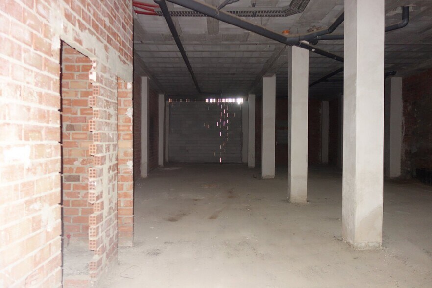 Local en Alcalá de Guadaíra, Sevilla en venta - Foto del edificio - Imagen 3 de 9