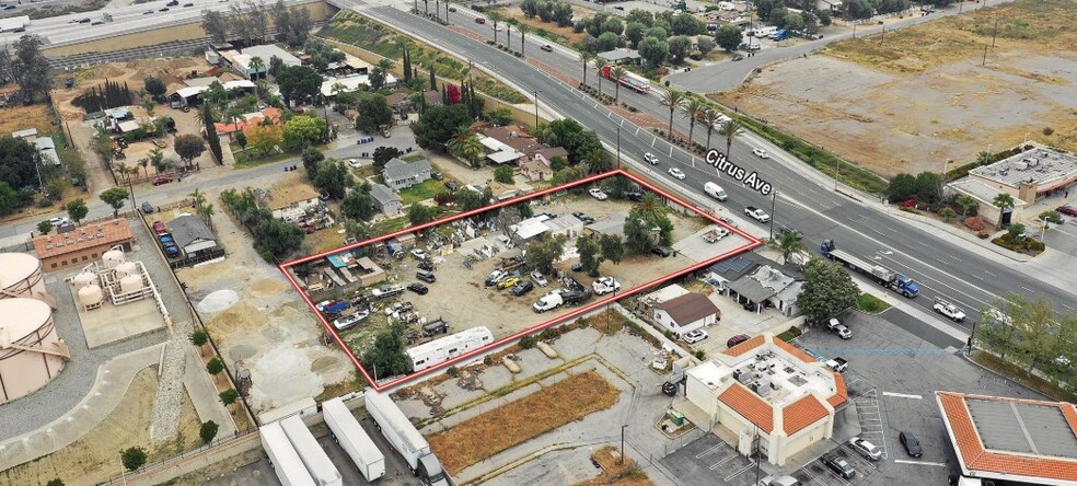 10444 Citrus Ave, Fontana, CA en venta - Foto del edificio - Imagen 1 de 5