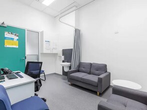 197 Prospect Hwy, Seven Hills en alquiler Foto del interior- Imagen 2 de 4