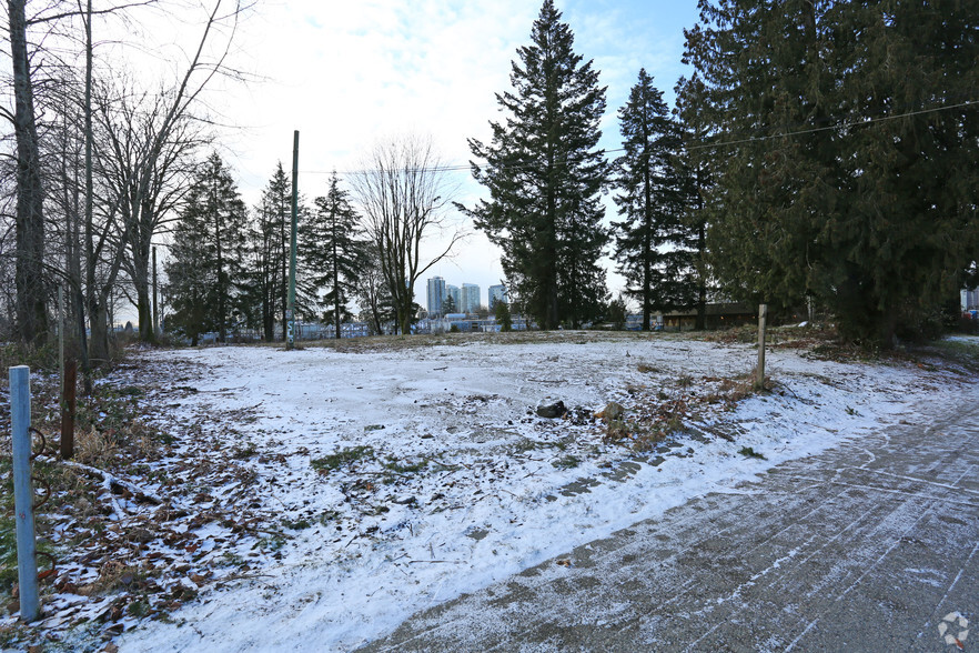 13932 104th Ave, Surrey, BC en venta - Foto principal - Imagen 1 de 2