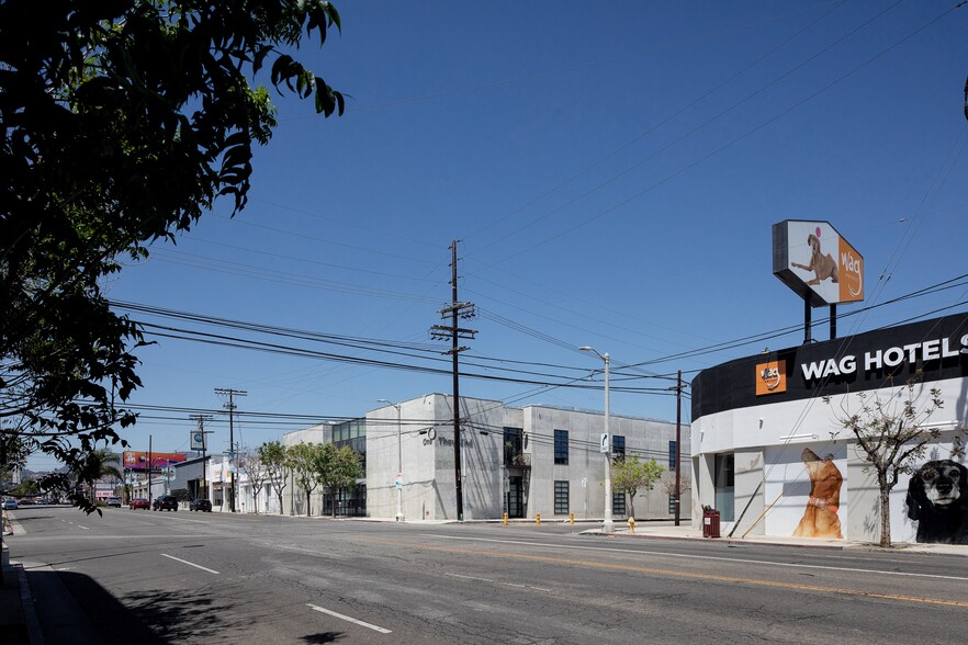 1000 N Highland Ave, Los Angeles, CA en alquiler - Foto del edificio - Imagen 1 de 6