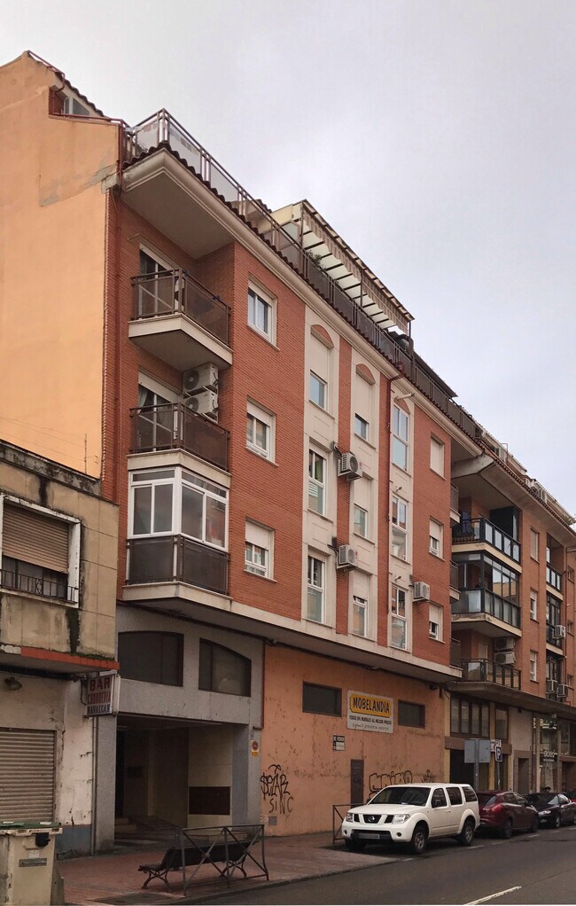 Más detalles de Calle Olivares, 7, Talavera de la Reina - Edificio residencial​ en venta