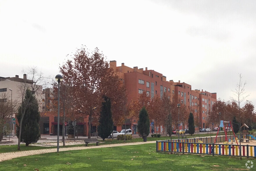 Paseo de la Convivencia, 3, Torrejón de Ardoz, Madrid en venta - Foto del edificio - Imagen 2 de 2