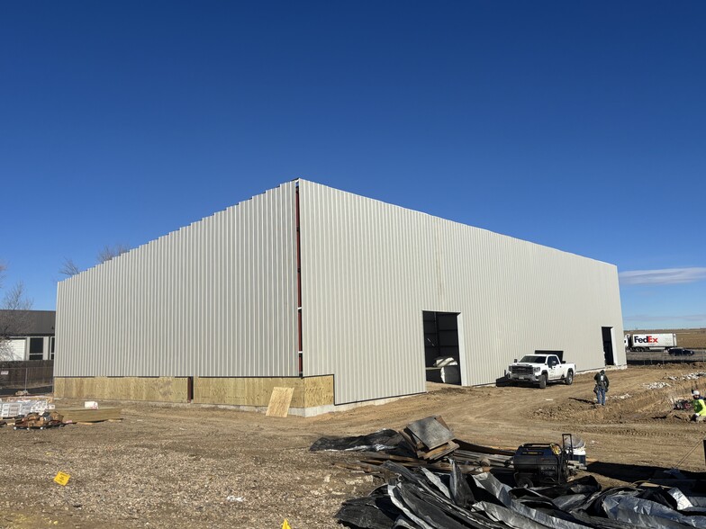 New Build High Bay Industrial For Sale cartera de 2 inmuebles en venta en LoopNet.es - Foto del edificio - Imagen 1 de 4