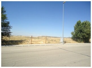 Más detalles de Calle Francisco Javier Sáenz de Oiza, 14, Villalbilla - Terreno en venta