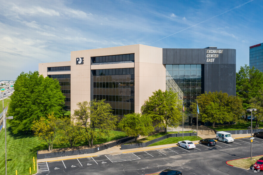 4606 S Garnett Rd, Tulsa, OK en alquiler - Foto del edificio - Imagen 1 de 4