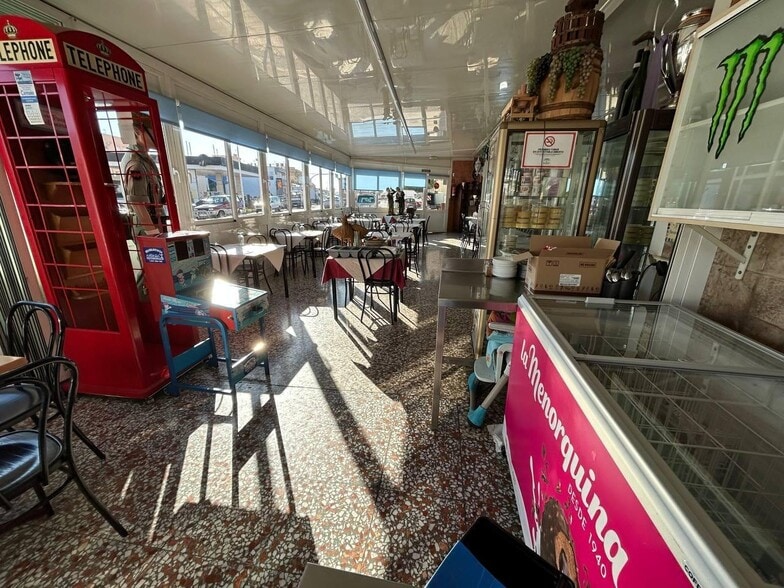 Local en Benahadux, Almería en venta - Foto del interior - Imagen 2 de 38