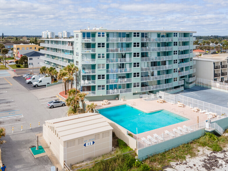 800 N Atlantic Ave, Daytona Beach, FL en venta - Foto del edificio - Imagen 2 de 13