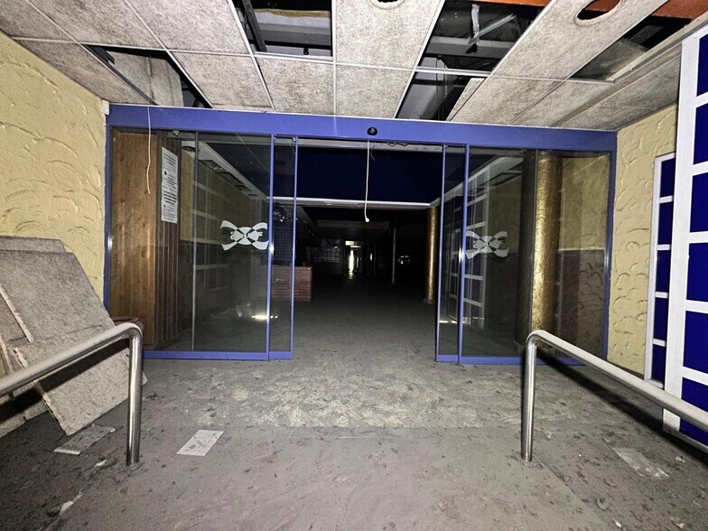 Edificio residencial en Cerdanyola del Vallès, Barcelona en venta - Foto del interior - Imagen 3 de 4