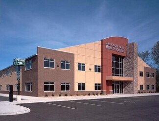 Más detalles de 2475 McDougall St, Windsor, ON - Oficina/Clínica en alquiler