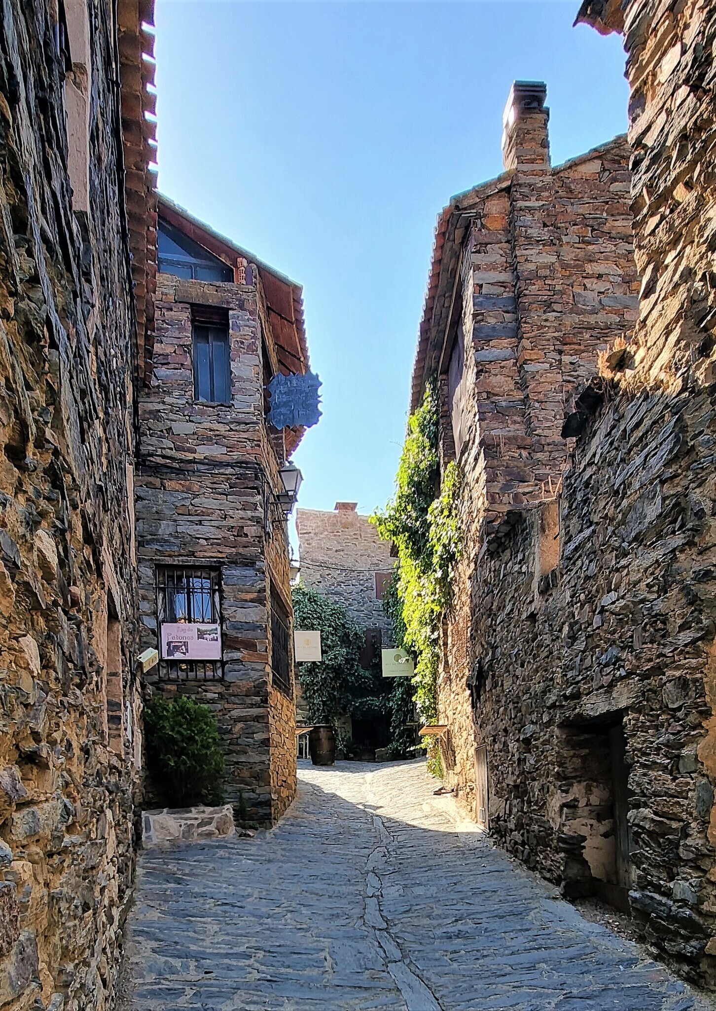 Local en Patones, Madrid en venta Foto del edificio- Imagen 1 de 2