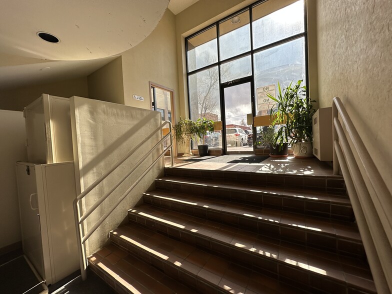 405 S Cascade Ave, Colorado Springs, CO en alquiler - Lobby - Imagen 3 de 7