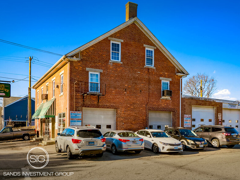 487 Washington St, Coventry, RI en venta - Foto principal - Imagen 2 de 9