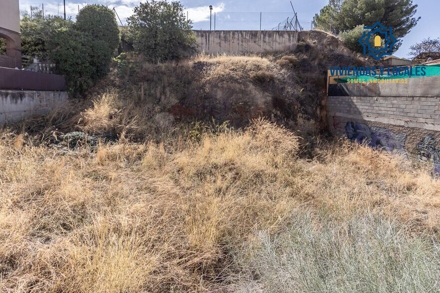 Terreno en Huétor Vega, Granada en venta - Foto del edificio - Imagen 1 de 8