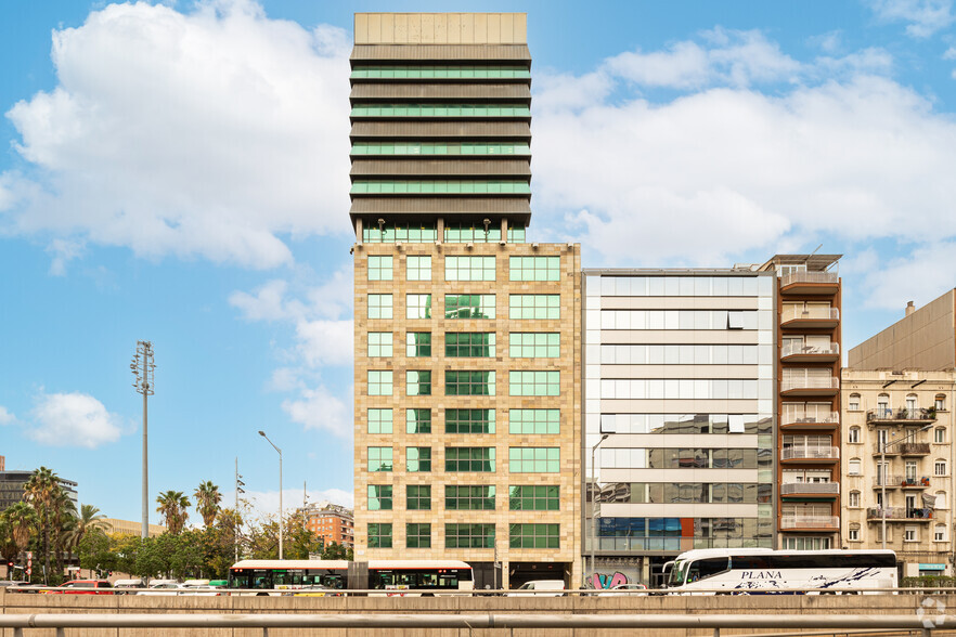 Gran Vía Corts Catalanes, 127-131, Barcelona, Barcelona en alquiler - Foto del edificio - Imagen 2 de 5