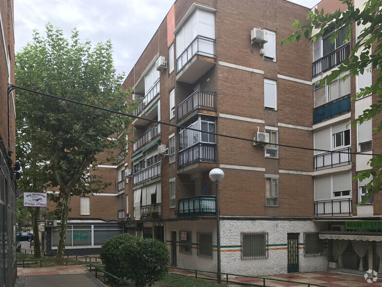 Plaza Hernán Cortés, 2, Leganés, Madrid en alquiler - Foto del edificio - Imagen 2 de 2