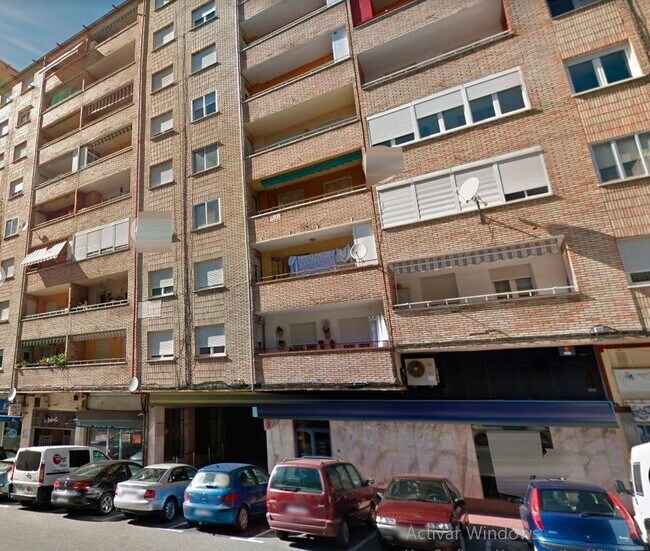 Más detalles de Calle Obispo Zarranz y Pueyo, 5, Béjar - Local en alquiler