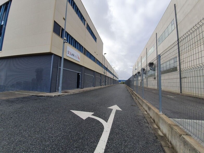 Oficina en La Rinconada en alquiler - Foto del edificio - Imagen 1 de 10