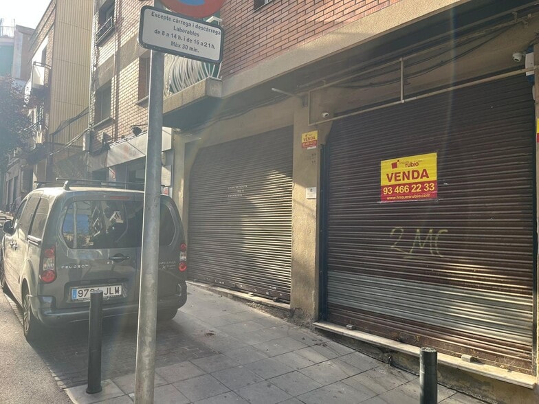 Carrer de Singuerlín, Santa Coloma de Gramenet, Barcelona en venta - Foto del edificio - Imagen 3 de 3