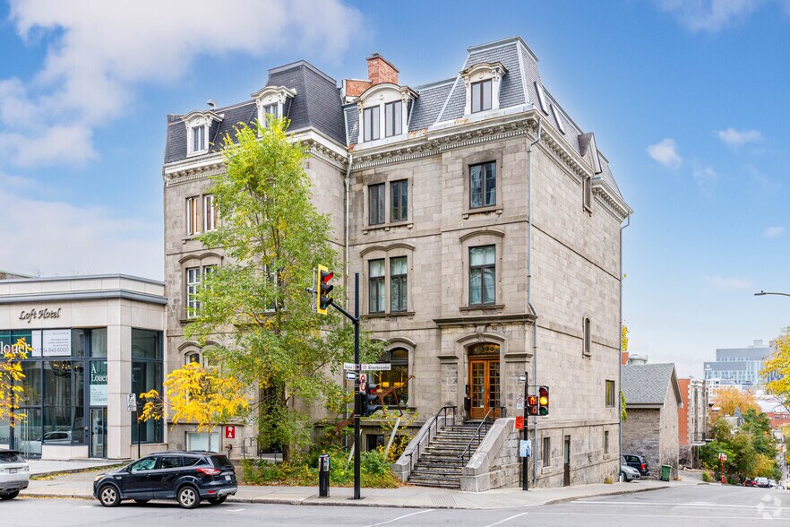 306 Rue Sherbrooke E, Montréal, QC en alquiler - Foto del edificio - Imagen 1 de 4