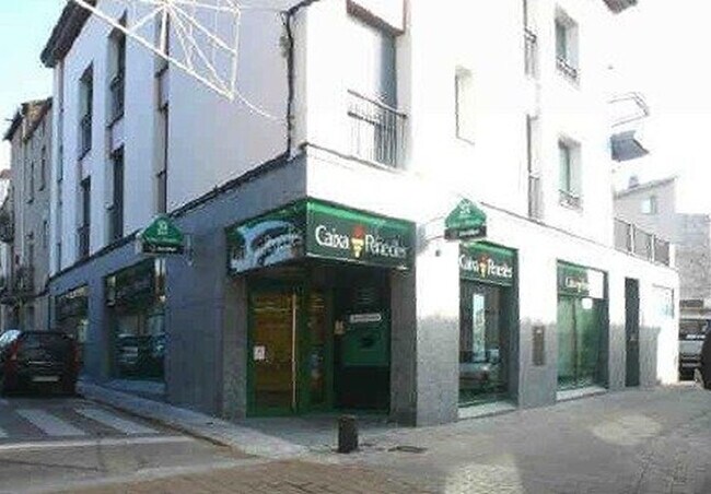 Más detalles de Carrer Nou, 57, Vallbona d Anoia - Edificio residencial​ en venta