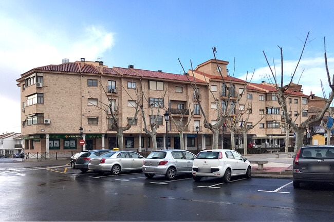 Más detalles de Plaza Constitución, 4, Argés - Edificio residencial​ en venta