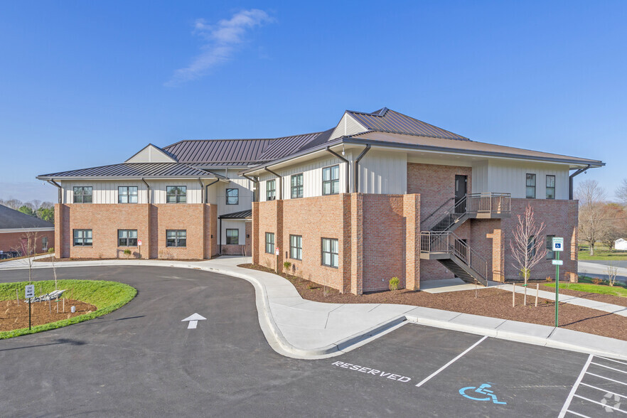 3240 Ferry Landing Rd, Dunkirk, MD en alquiler - Foto del edificio - Imagen 1 de 22