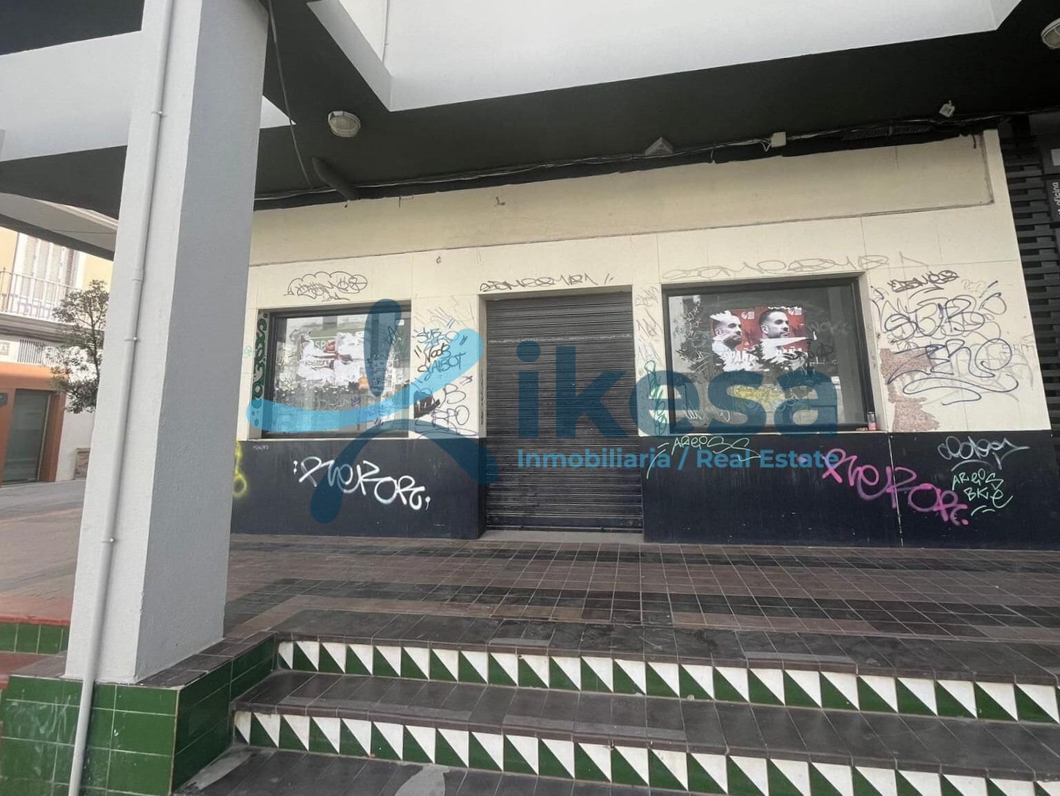 Local en Dos Hermanas, Sevilla en venta Foto del edificio- Imagen 1 de 18